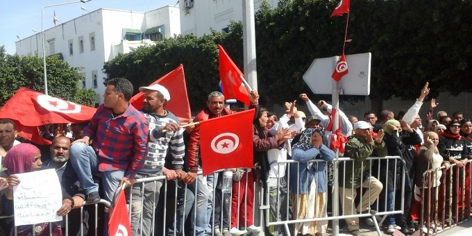Tunisie : 4288 mouvements sociaux et 498 tentatives de suicide : ou va ton ?